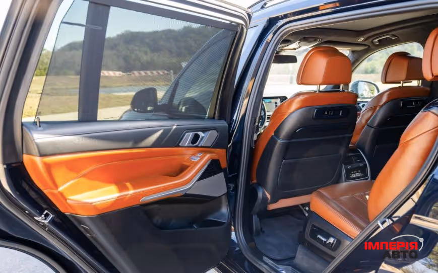 BMW X7 - фото 25