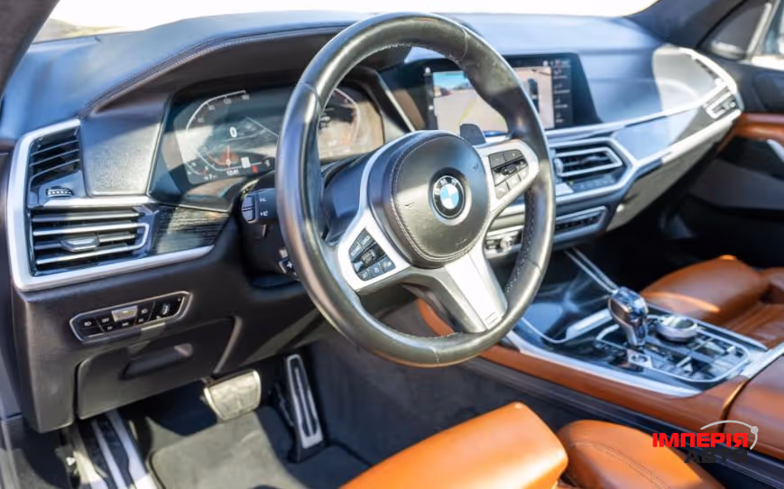 BMW X7 - фото 18