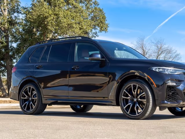 BMW X7 - фото 2