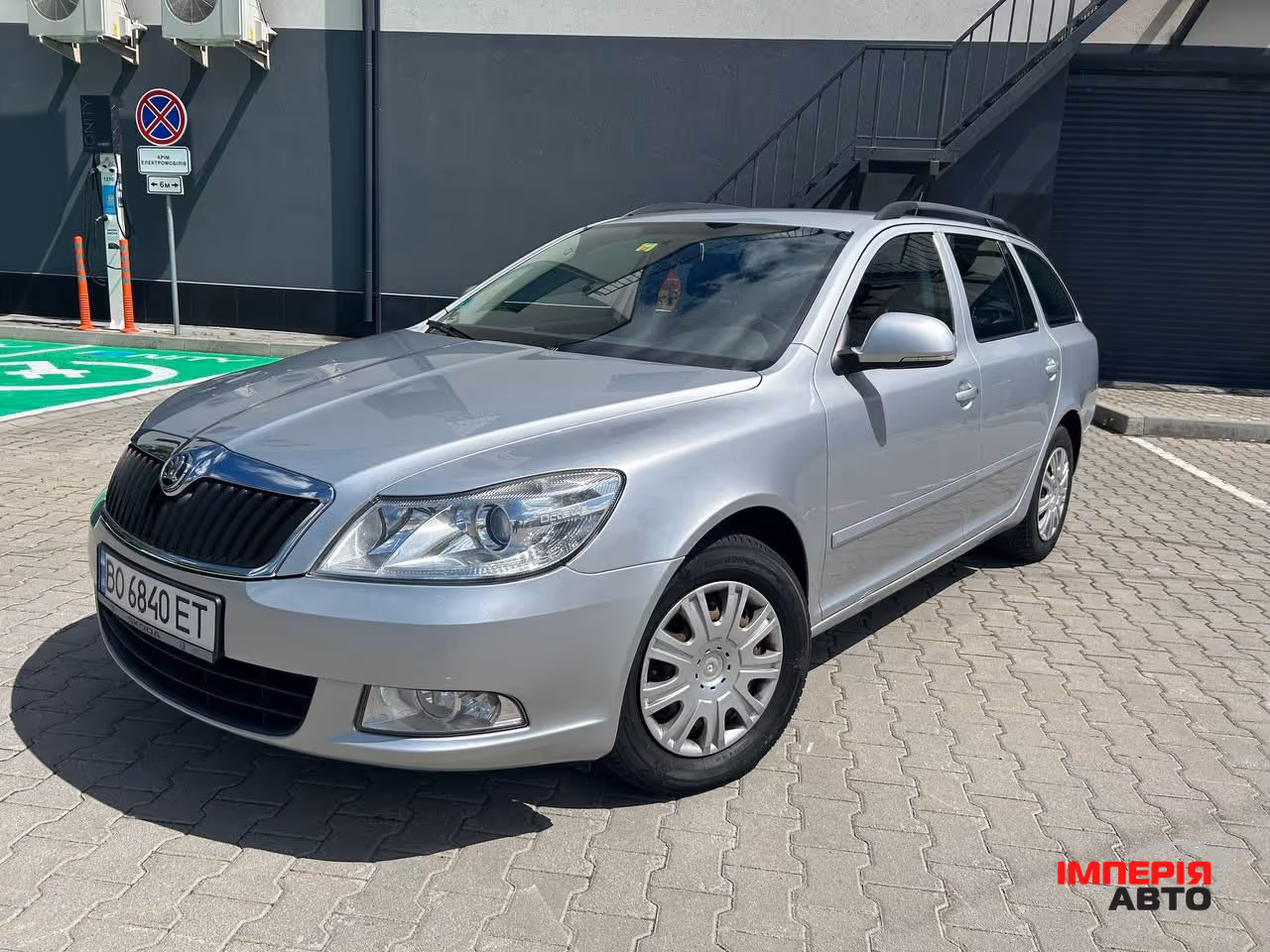 Skoda Octavia - фото 9