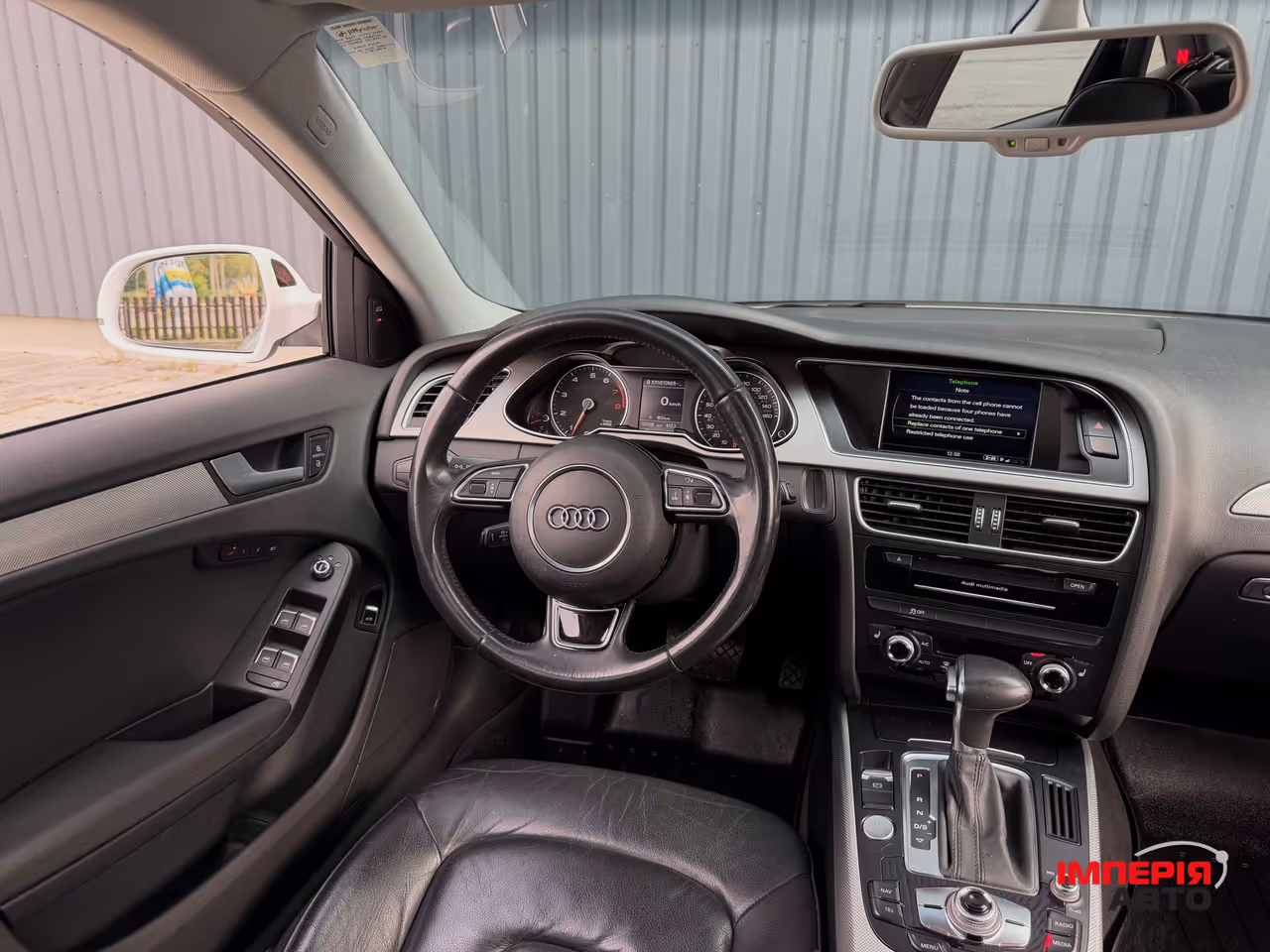 Audi A4 - фото 11