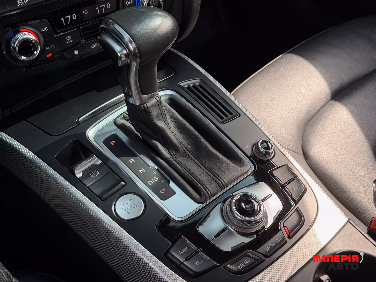 Audi A4 - фото 18