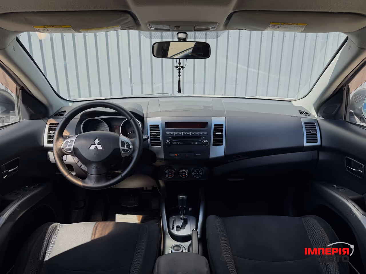 Mitsubishi Outlander - фото 16