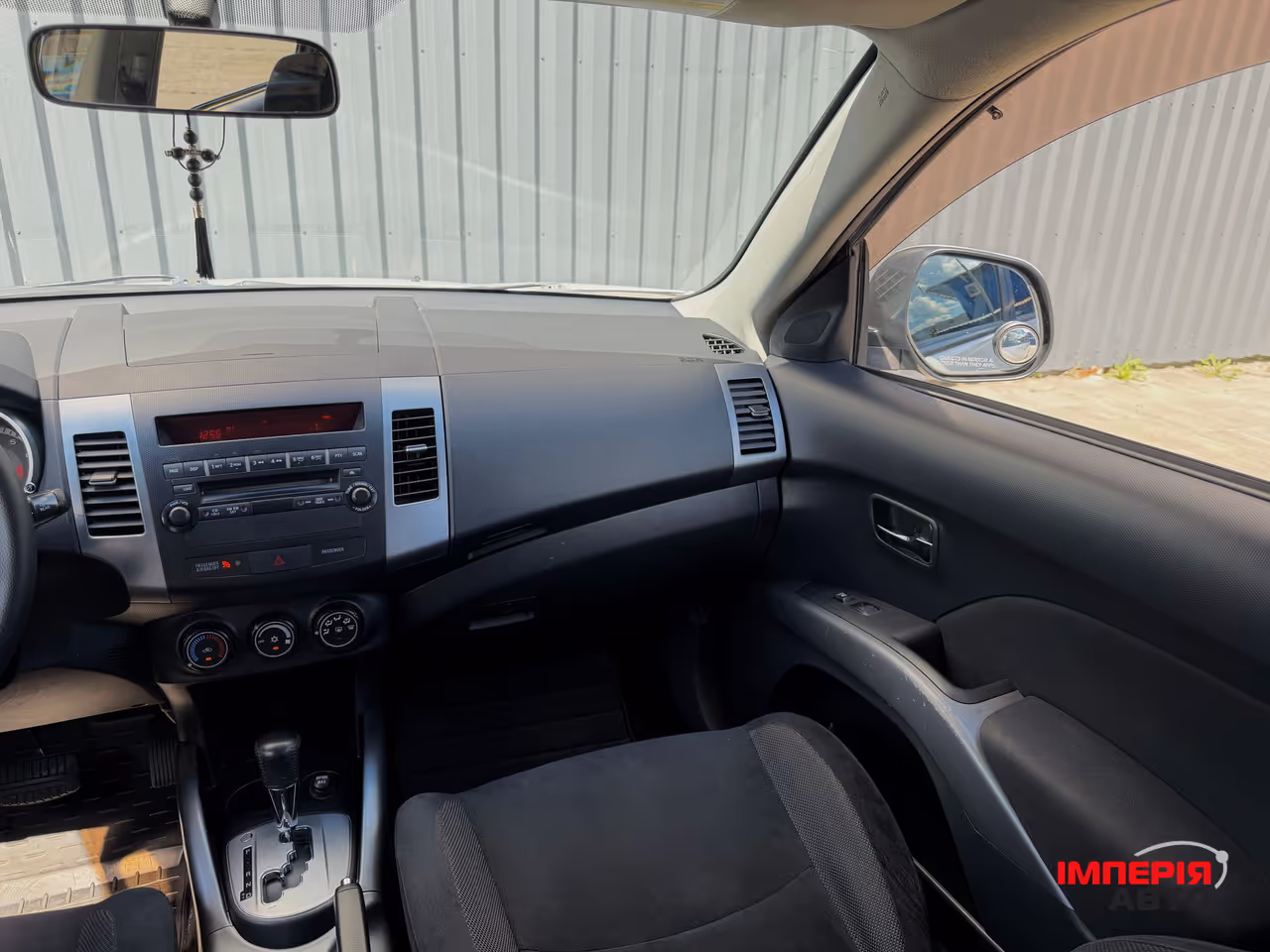 Mitsubishi Outlander - фото 17