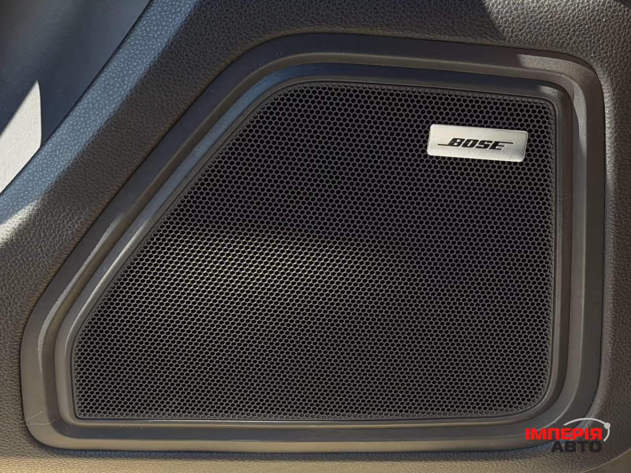 Porsche Macan - фото 25