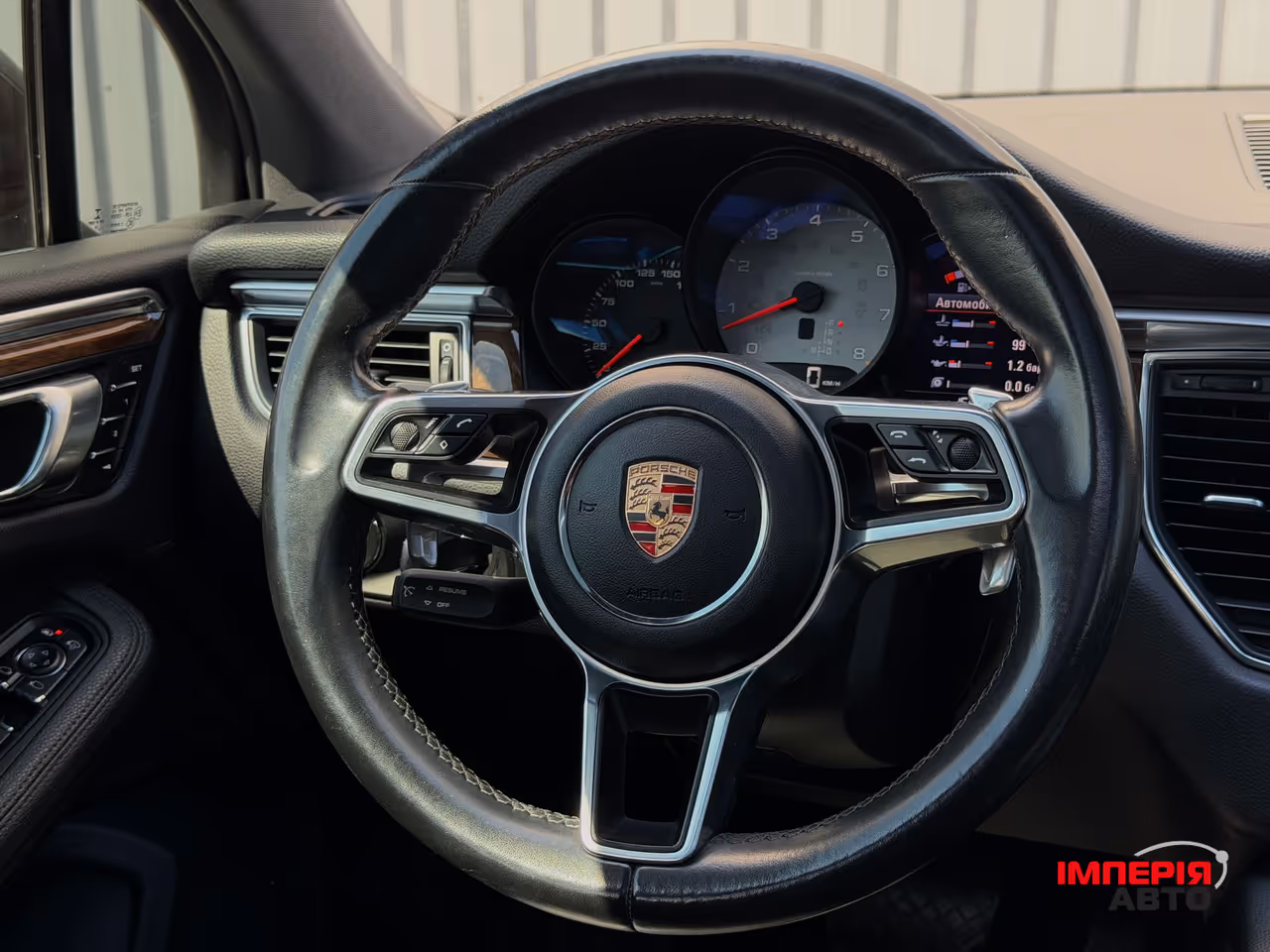 Porsche Macan - фото 14