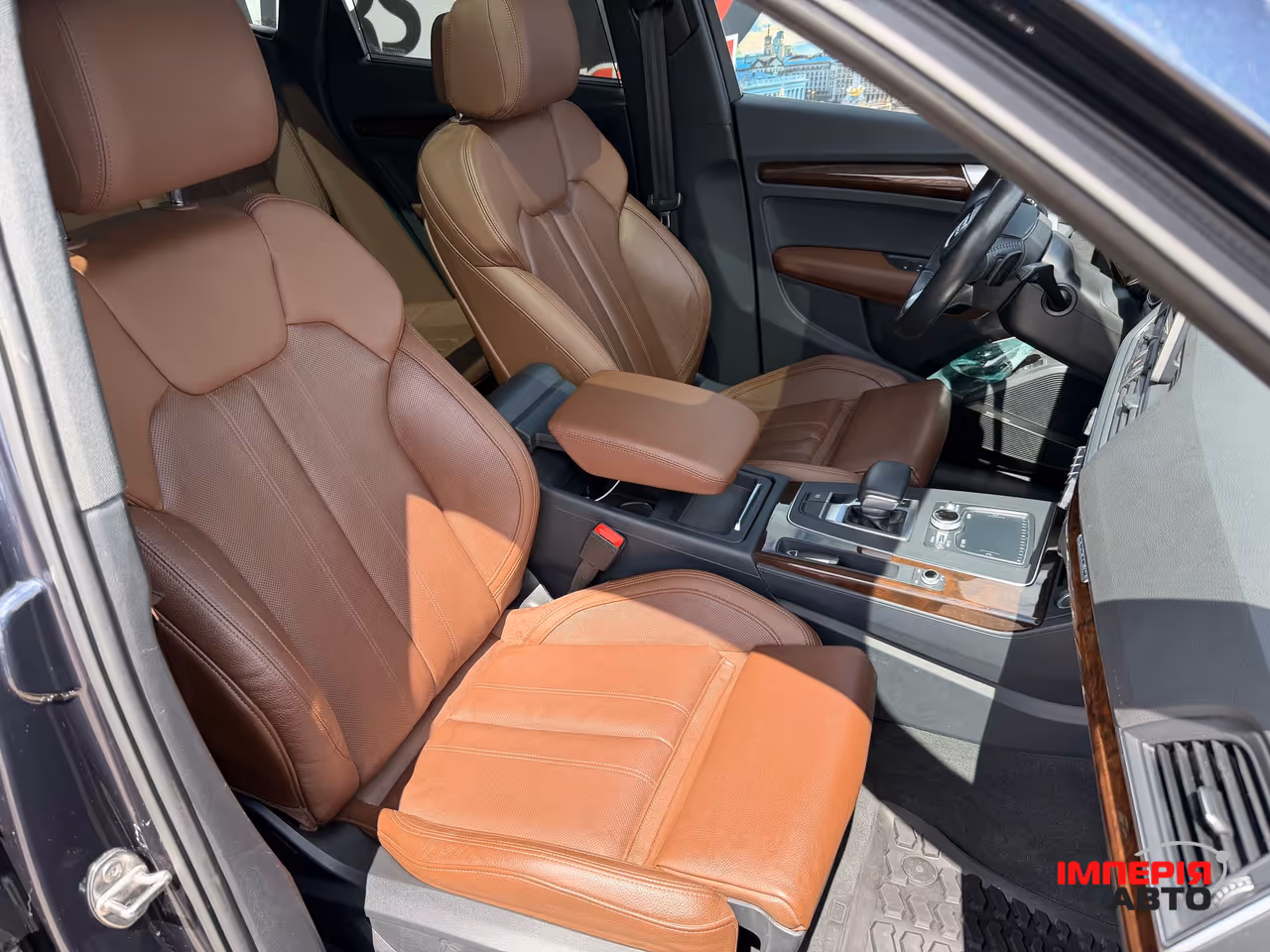 Audi Q5 - фото 17