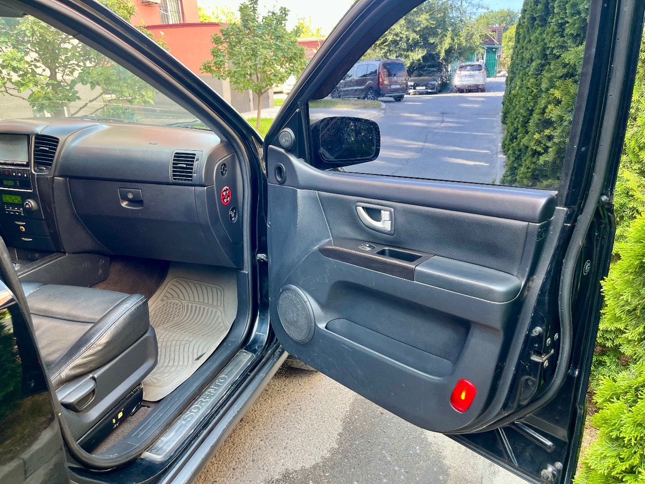 Kia Sorento - фото 18