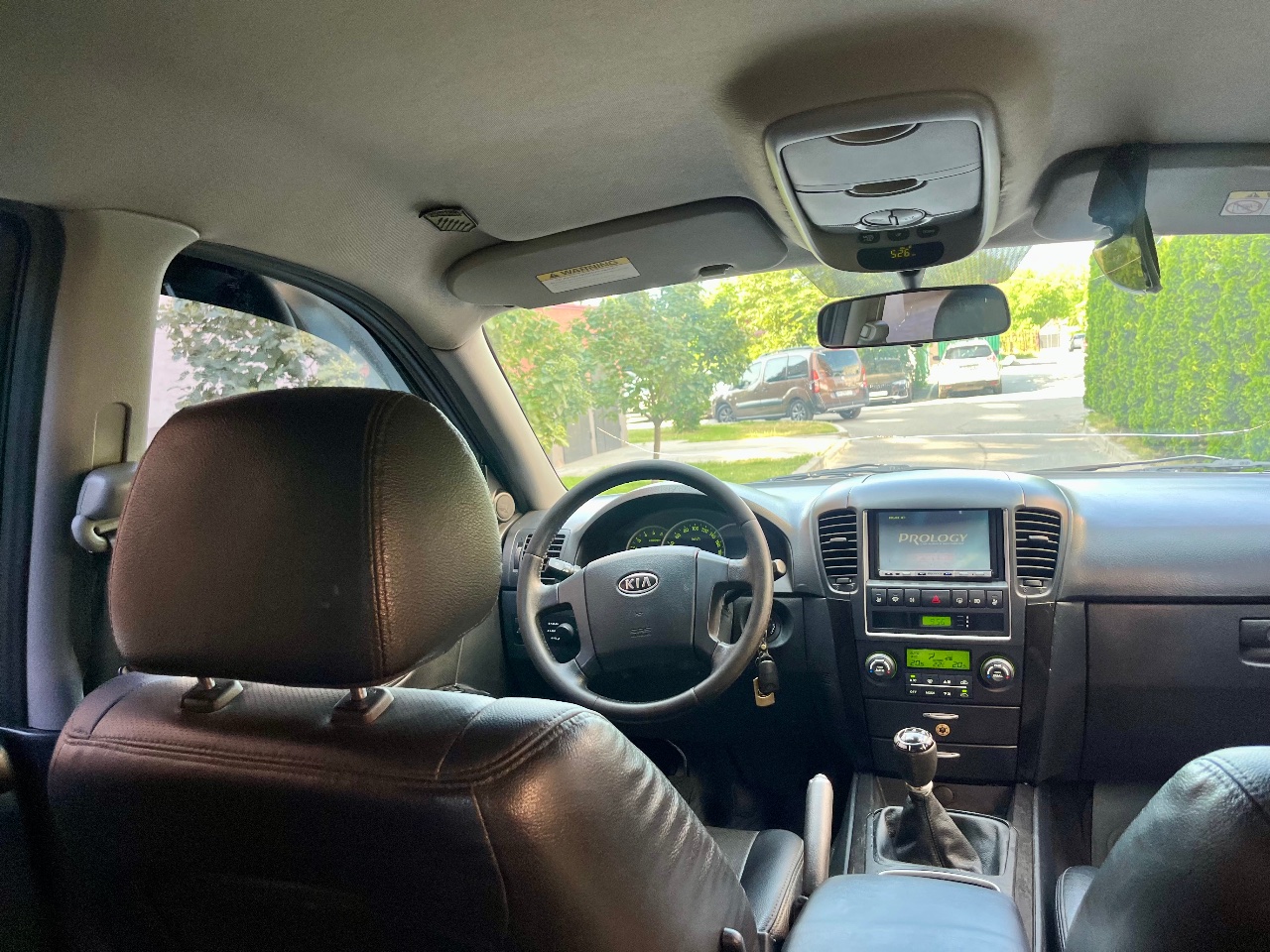 Kia Sorento - фото 9