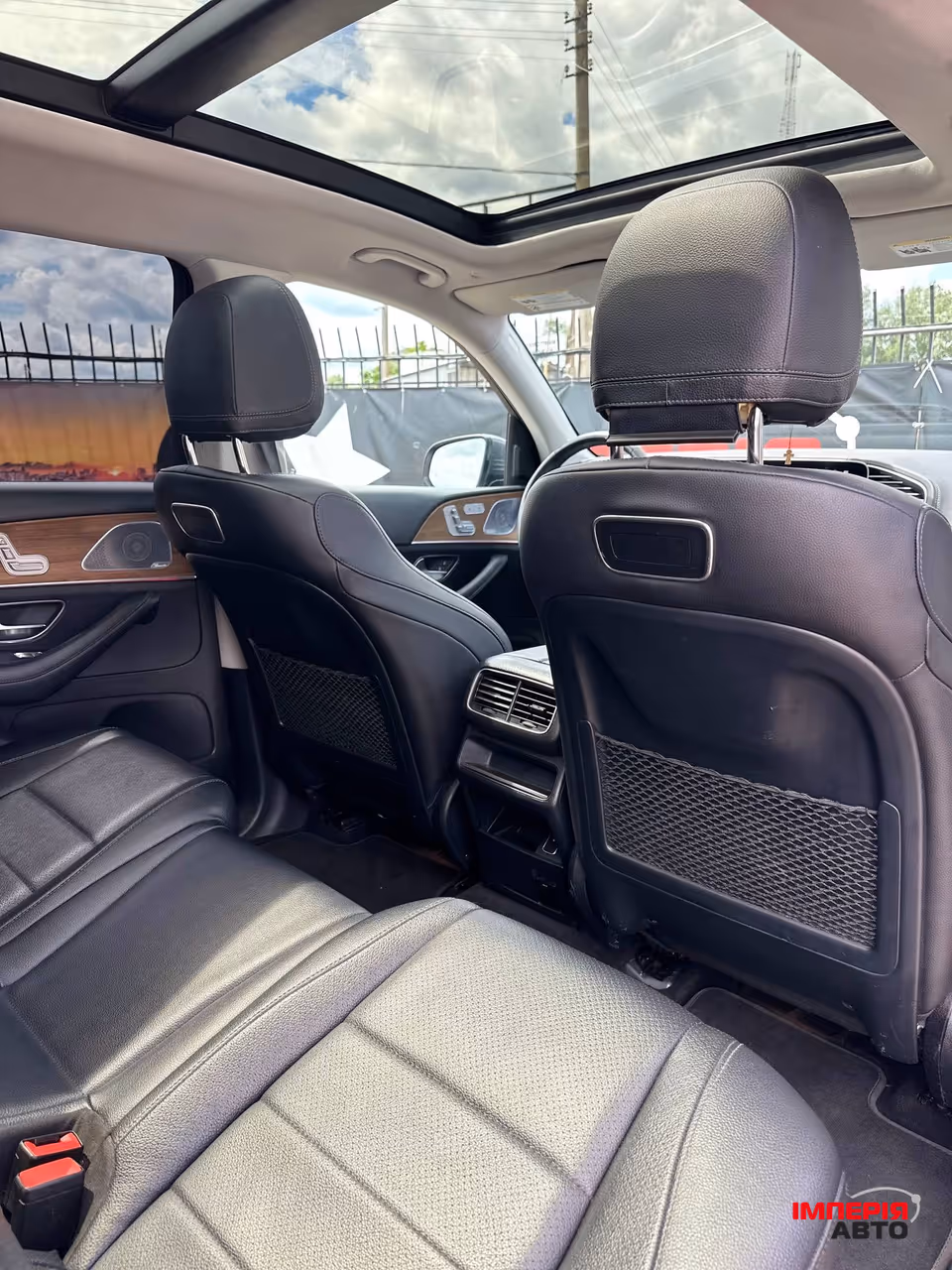Mercedes-Benz GLS - фото 15