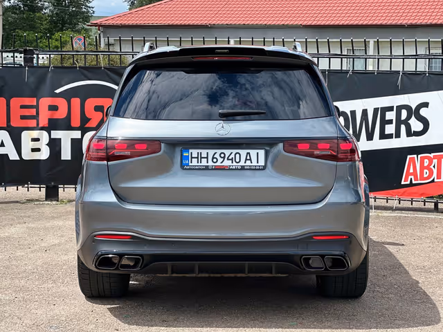 Mercedes-Benz GLS - фото 4
