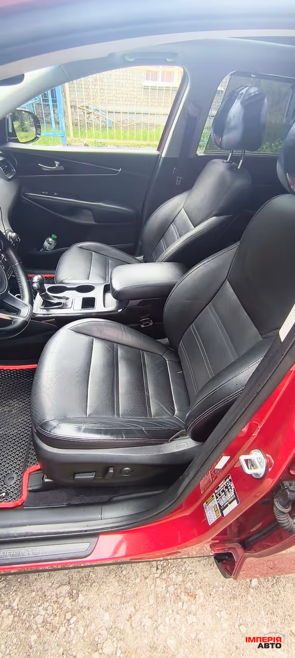 Kia Sorento - фото 27