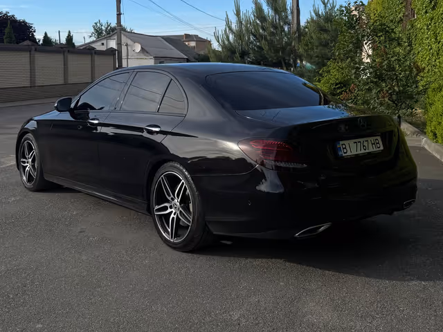 Mercedes-Benz E-Класс - фото 5