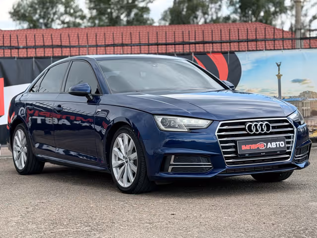 Audi A4 - фото 3