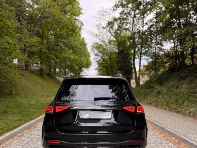 Mercedes-Benz GLE - фото 3