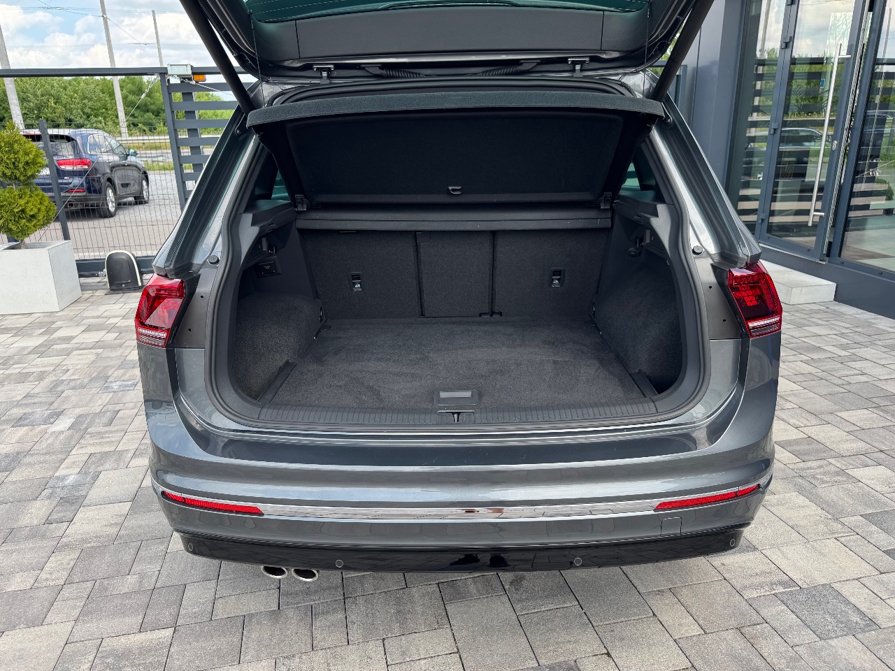 Volkswagen Tiguan - фото 22