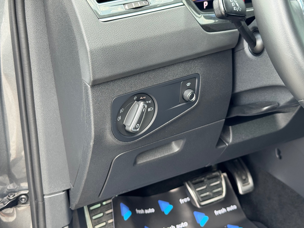 Volkswagen Tiguan - фото 41