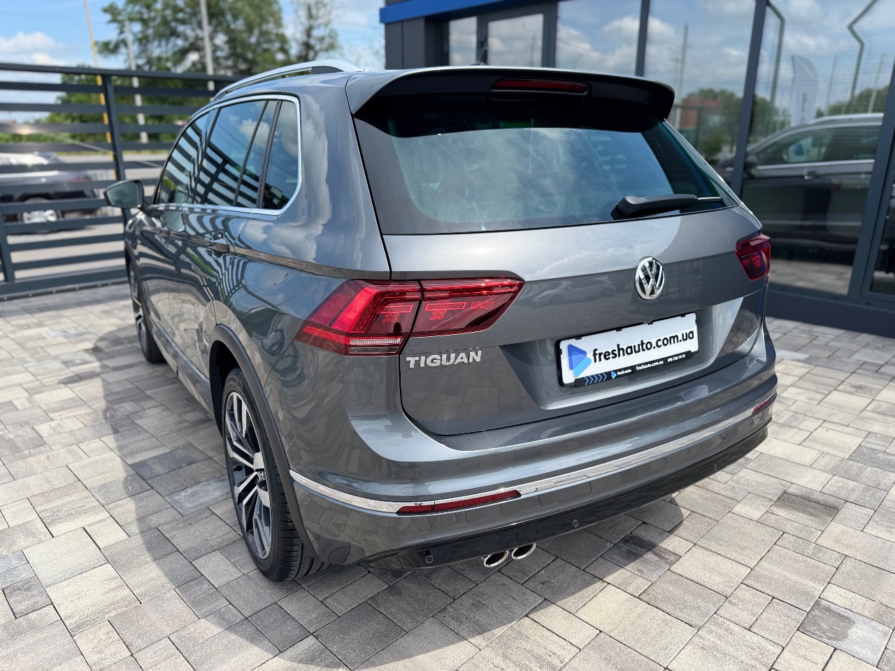 Volkswagen Tiguan - фото 37