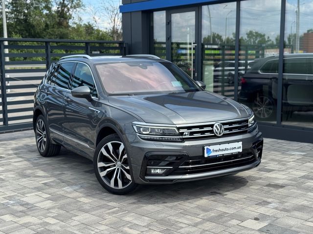 Volkswagen Tiguan - фото 1