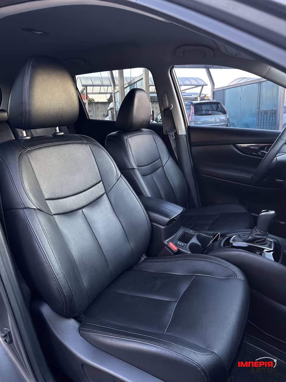 Nissan Rogue - фото 14