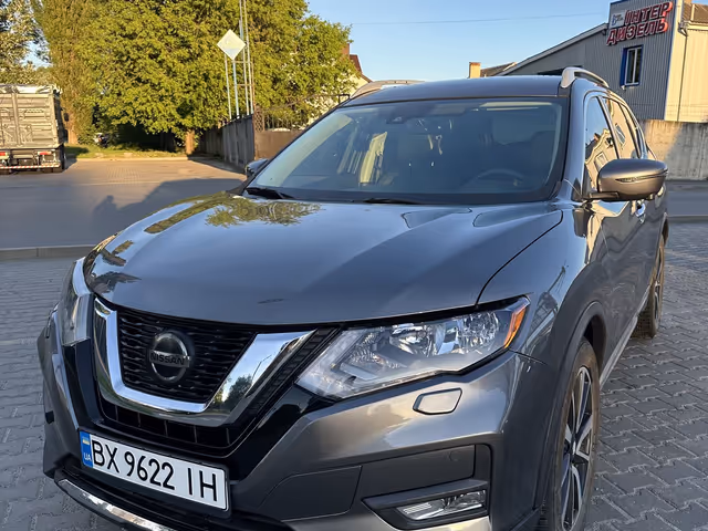 Nissan Rogue - фото 4