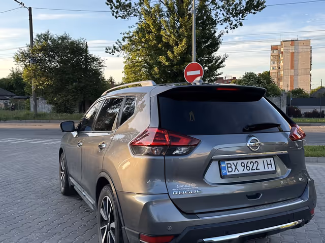 Nissan Rogue - фото 3