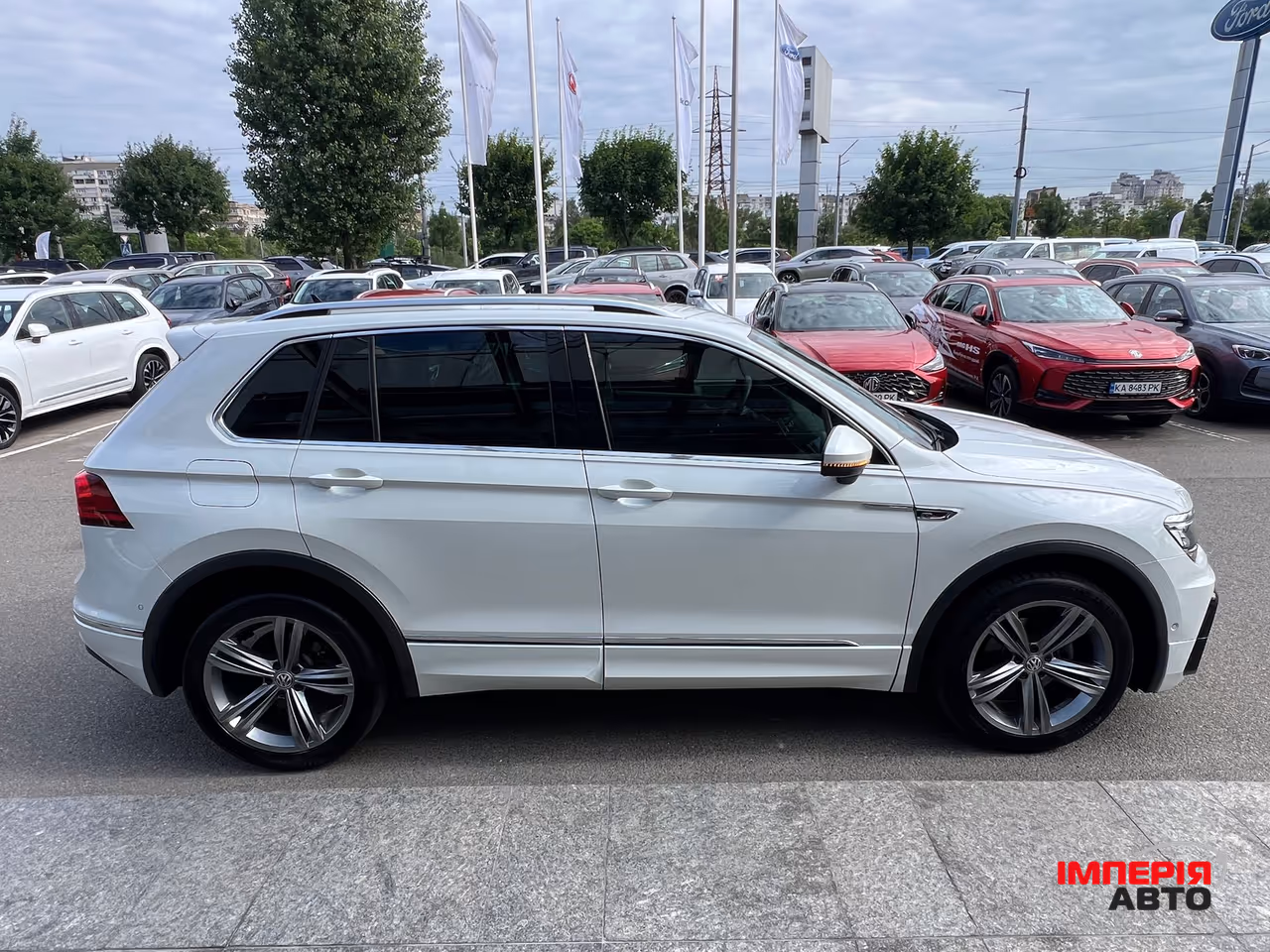 Volkswagen Tiguan - фото 40