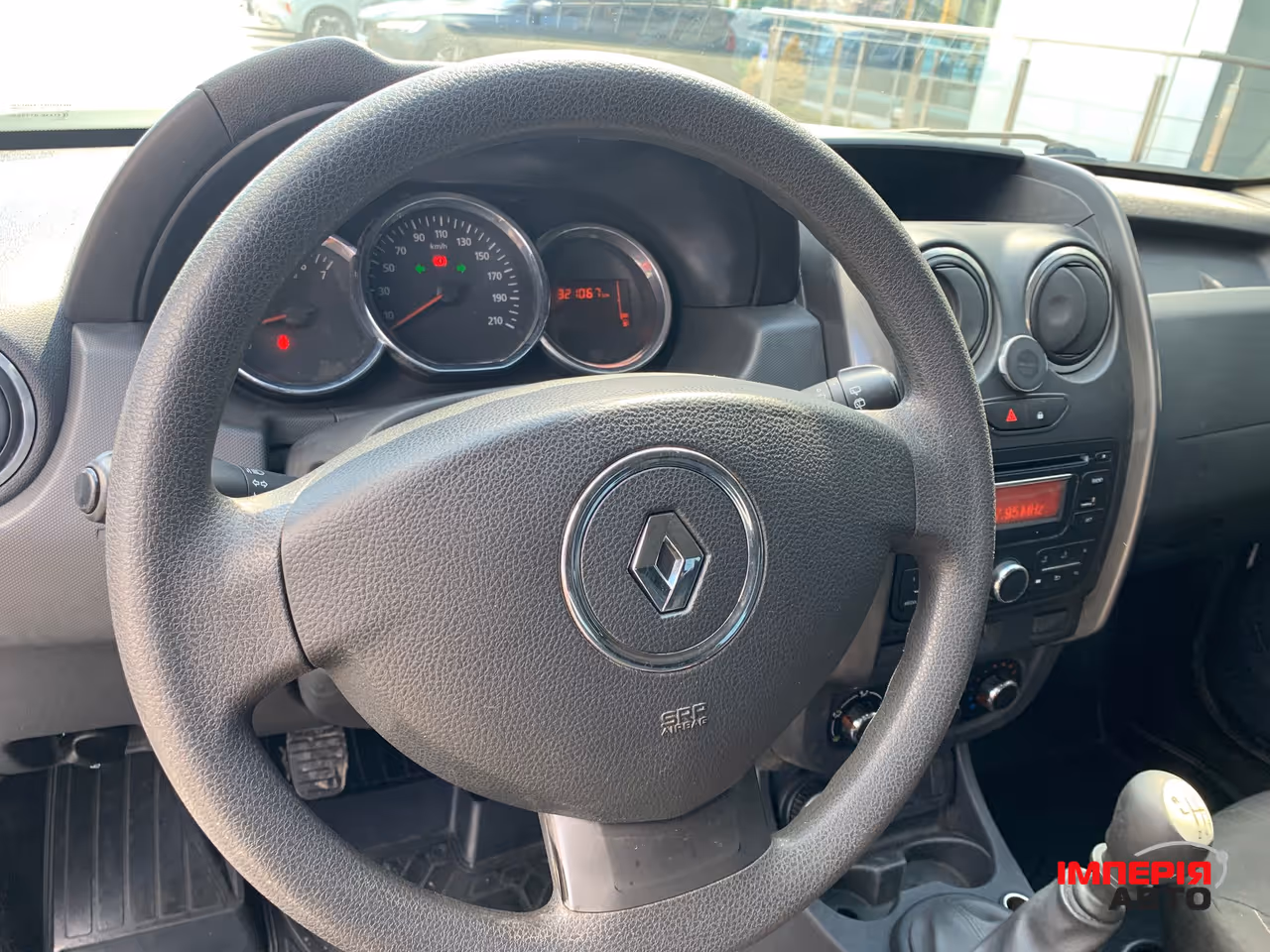 Renault Duster - фото 24