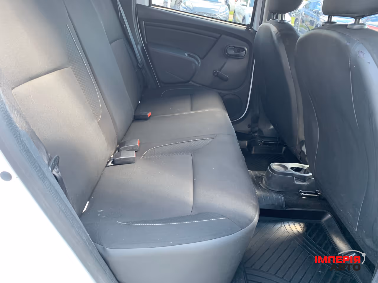 Renault Duster - фото 18