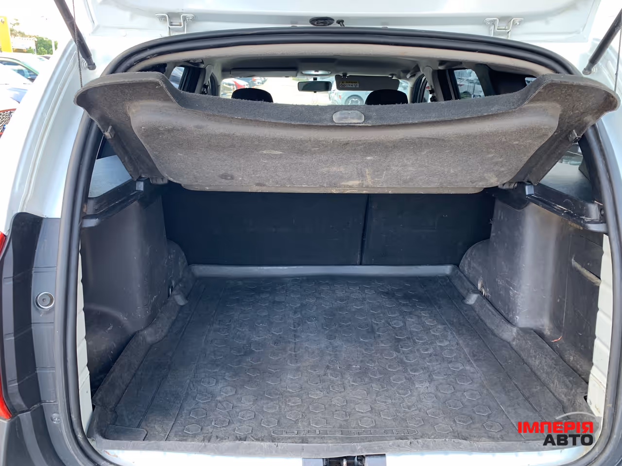 Renault Duster - фото 12