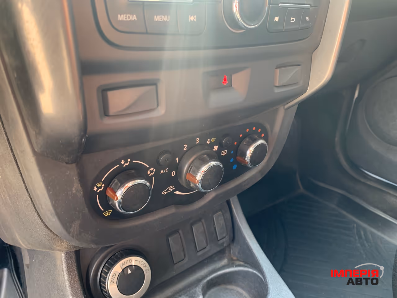 Renault Duster - фото 27