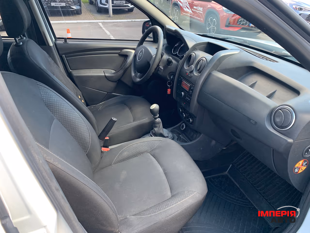 Renault Duster - фото 13