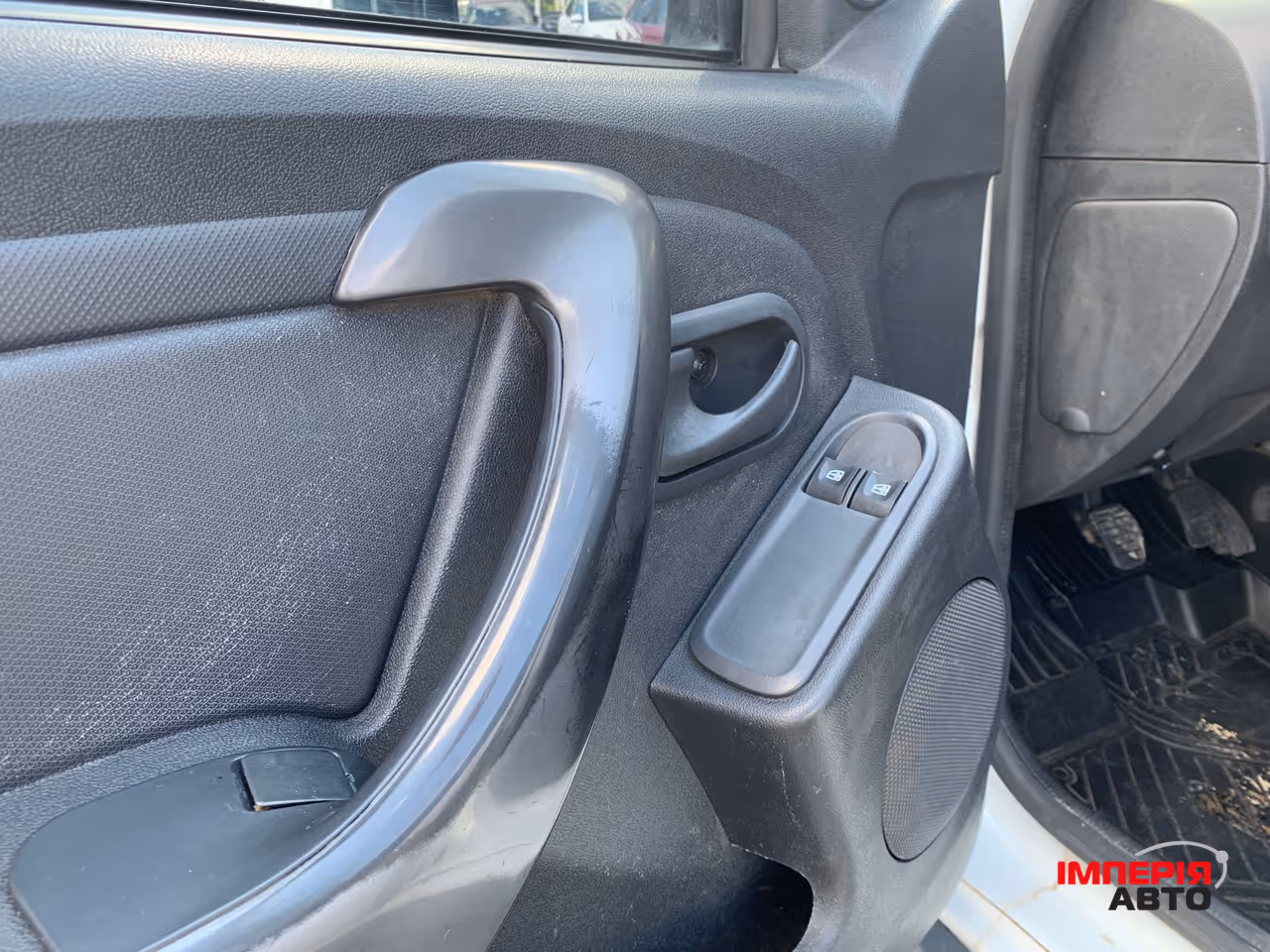 Renault Duster - фото 21