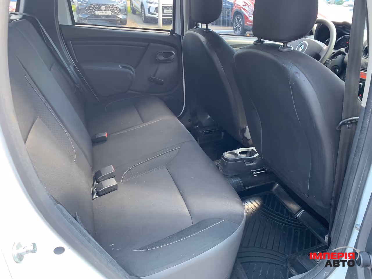 Renault Duster - фото 17
