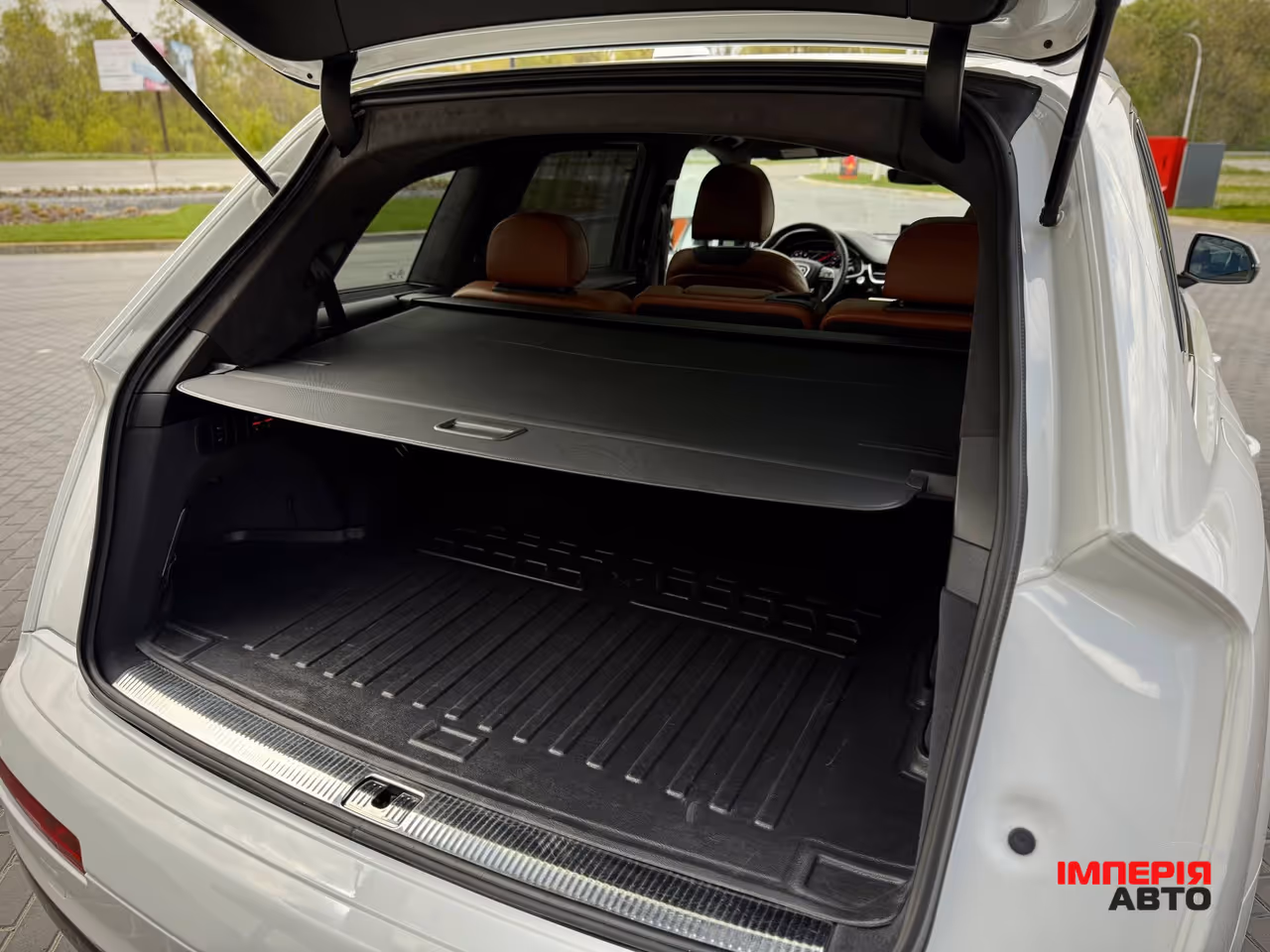 Audi Q7 - фото 13
