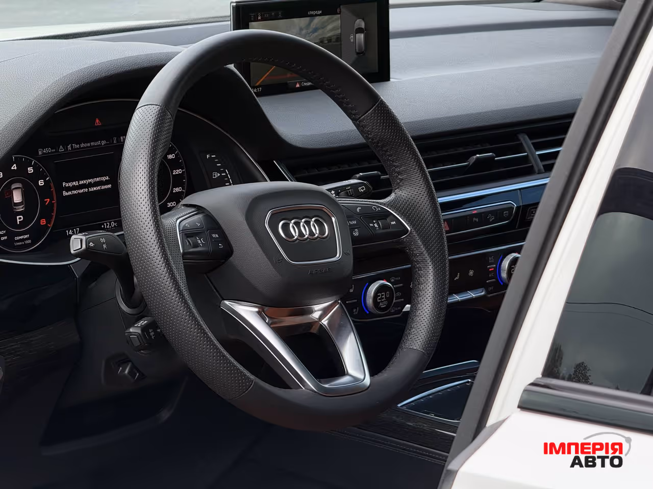 Audi Q7 - фото 16