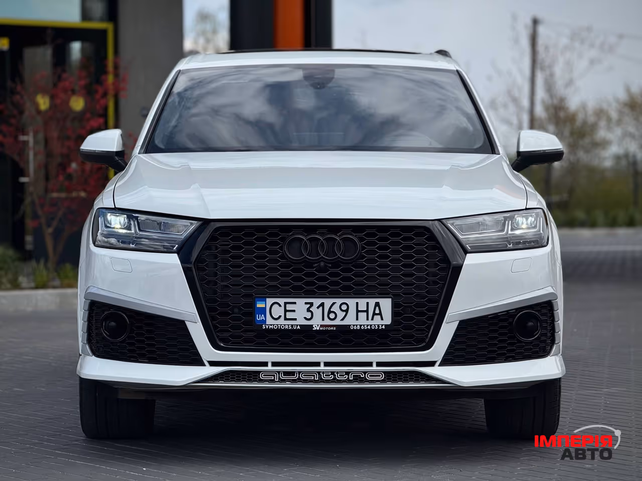 Audi Q7 - фото 24