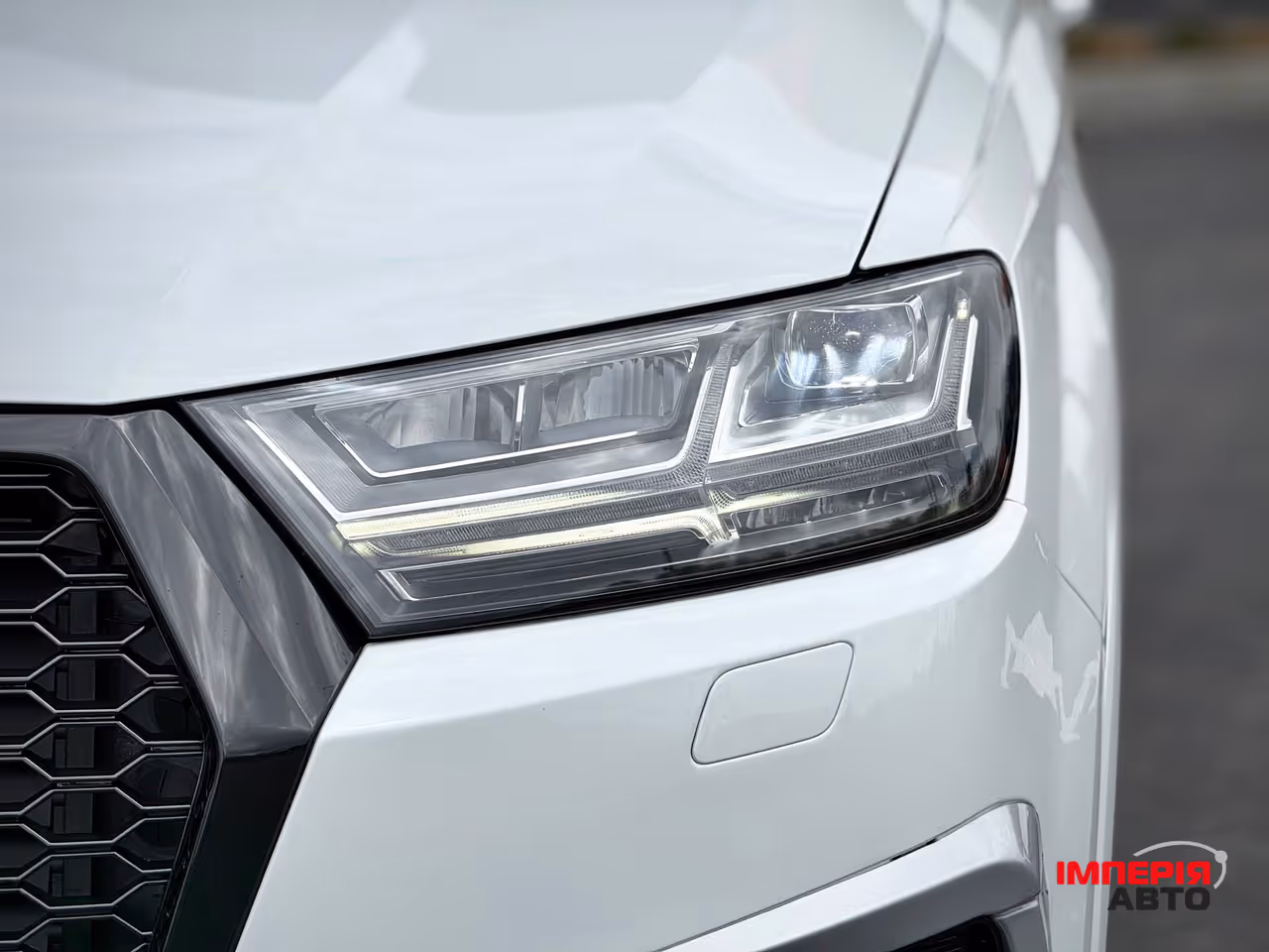 Audi Q7 - фото 23