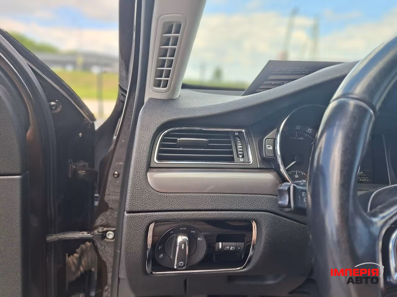 Skoda Superb - фото 16