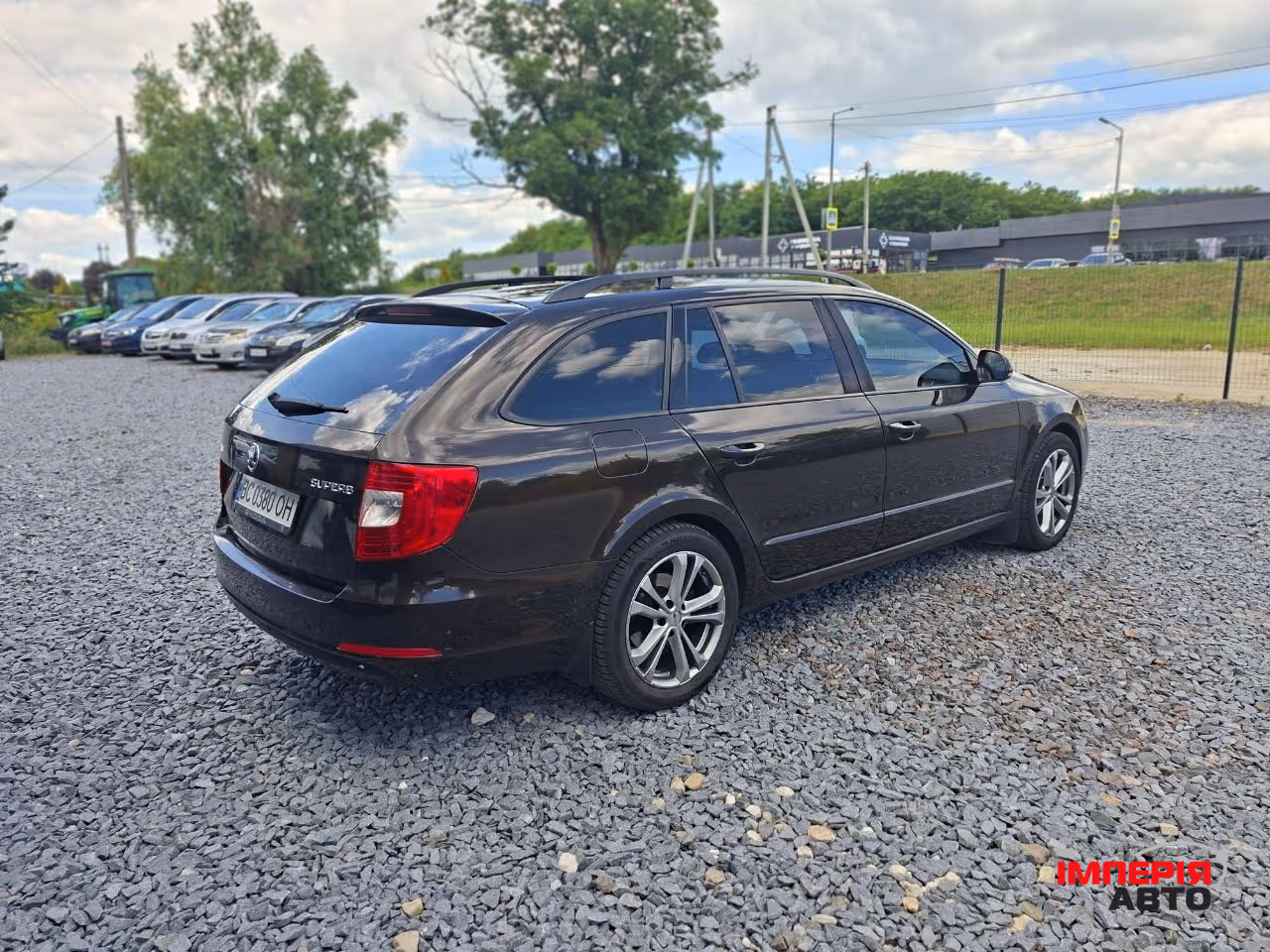 Skoda Superb - фото 7