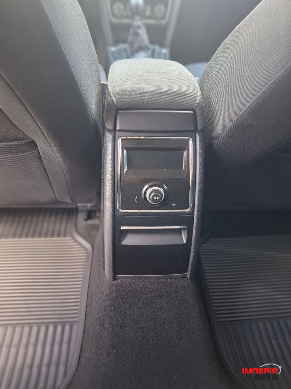 Skoda Superb - фото 22