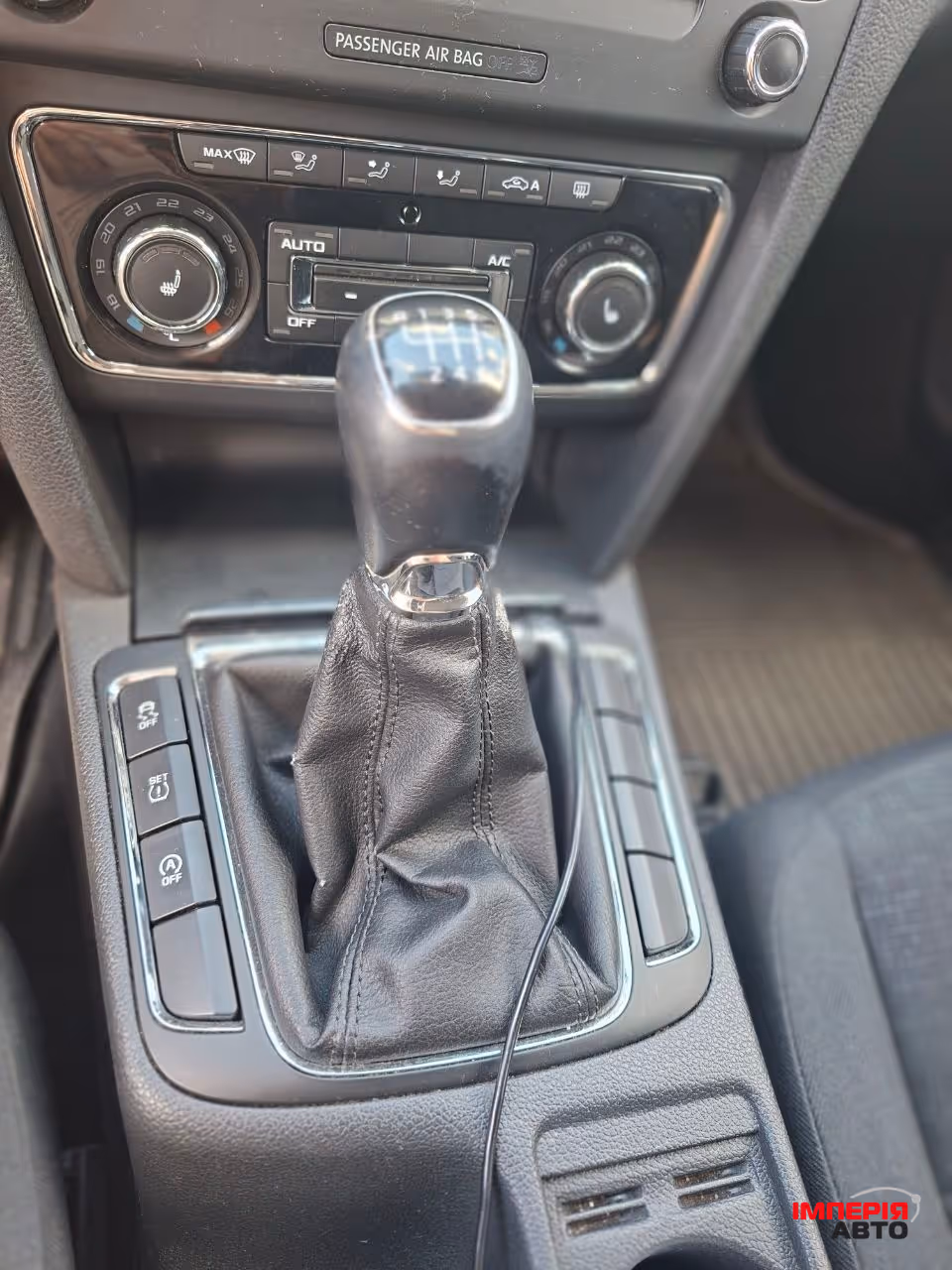 Skoda Superb - фото 19