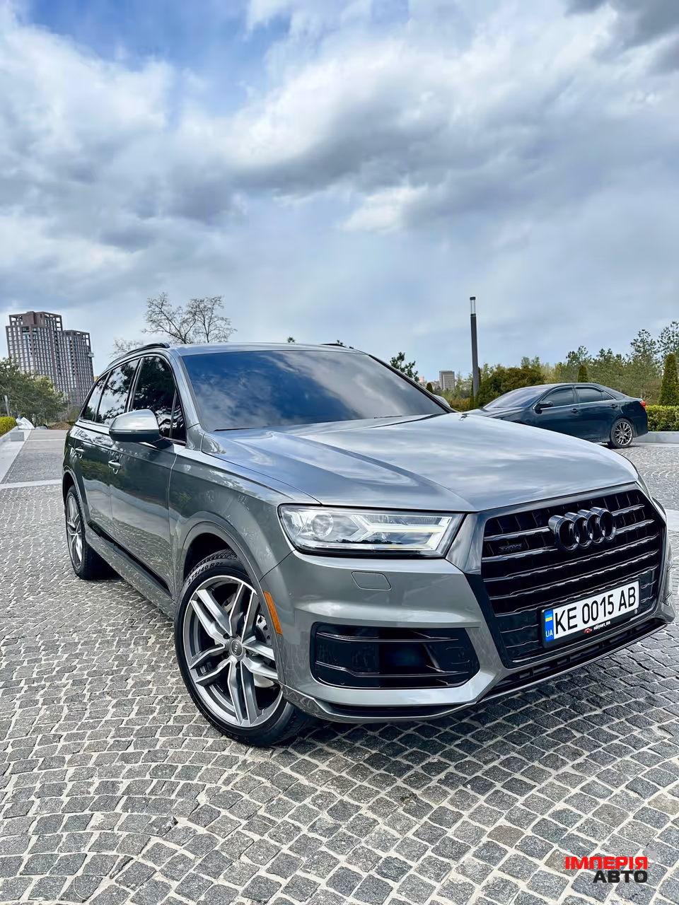 Audi Q7 - фото 9