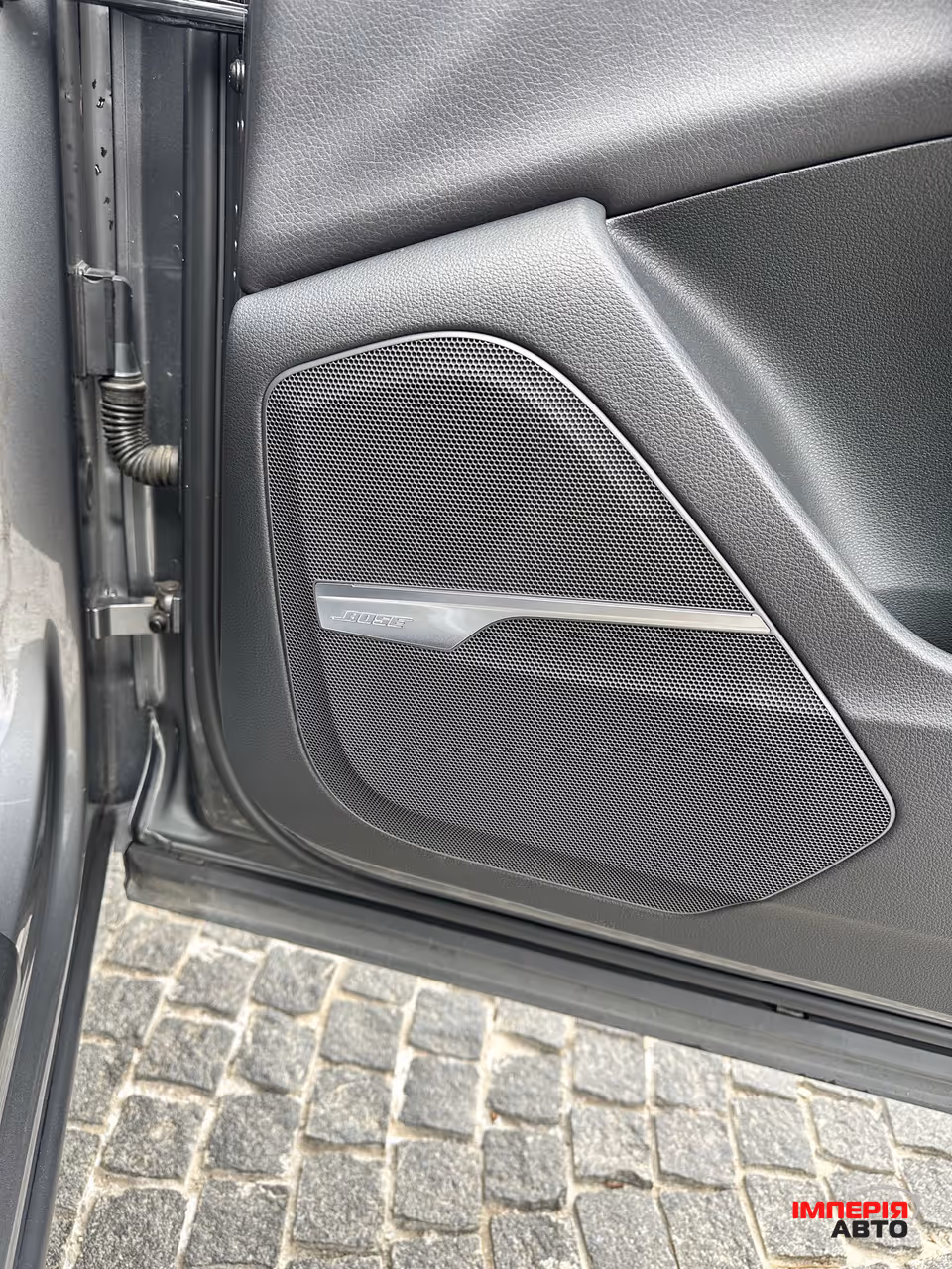 Audi Q7 - фото 17