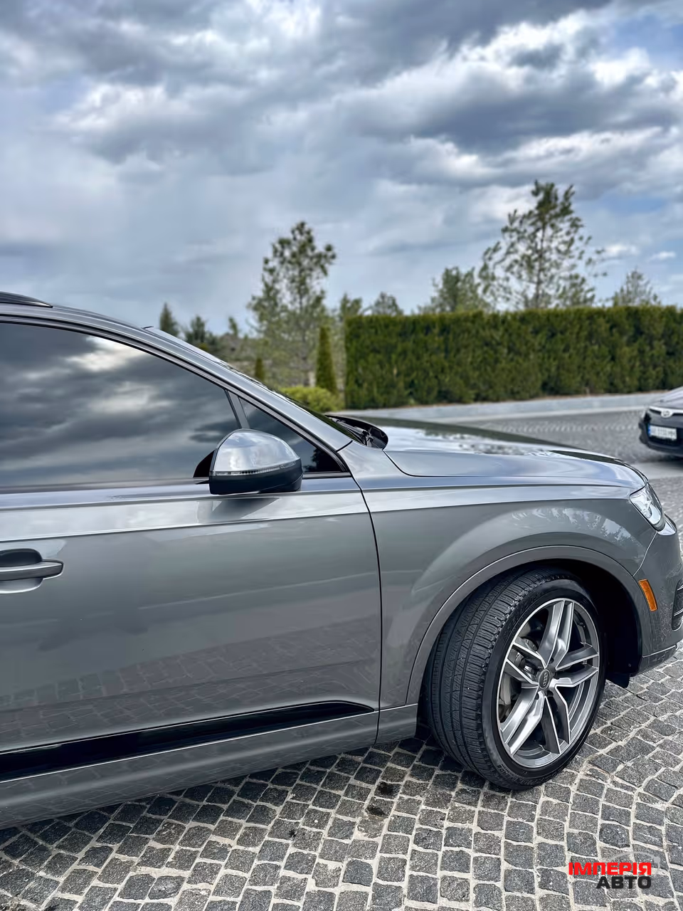 Audi Q7 - фото 12