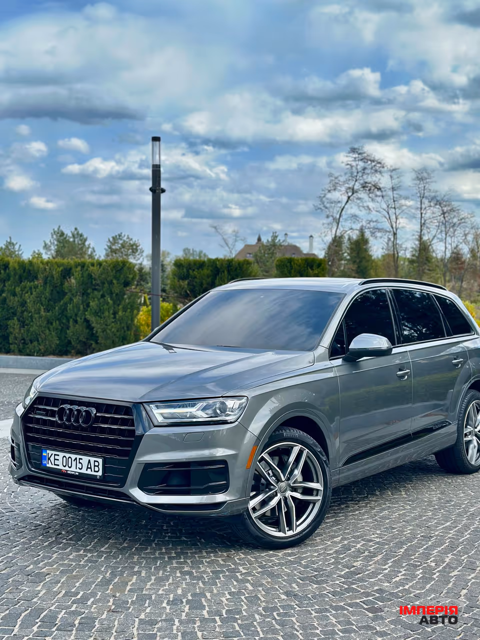 Audi Q7 - фото 4