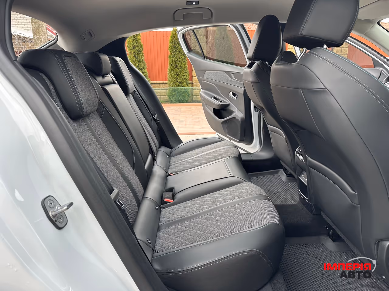 Peugeot 408 - фото 27