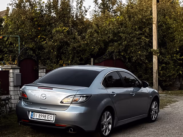 Mazda 6 - фото 4