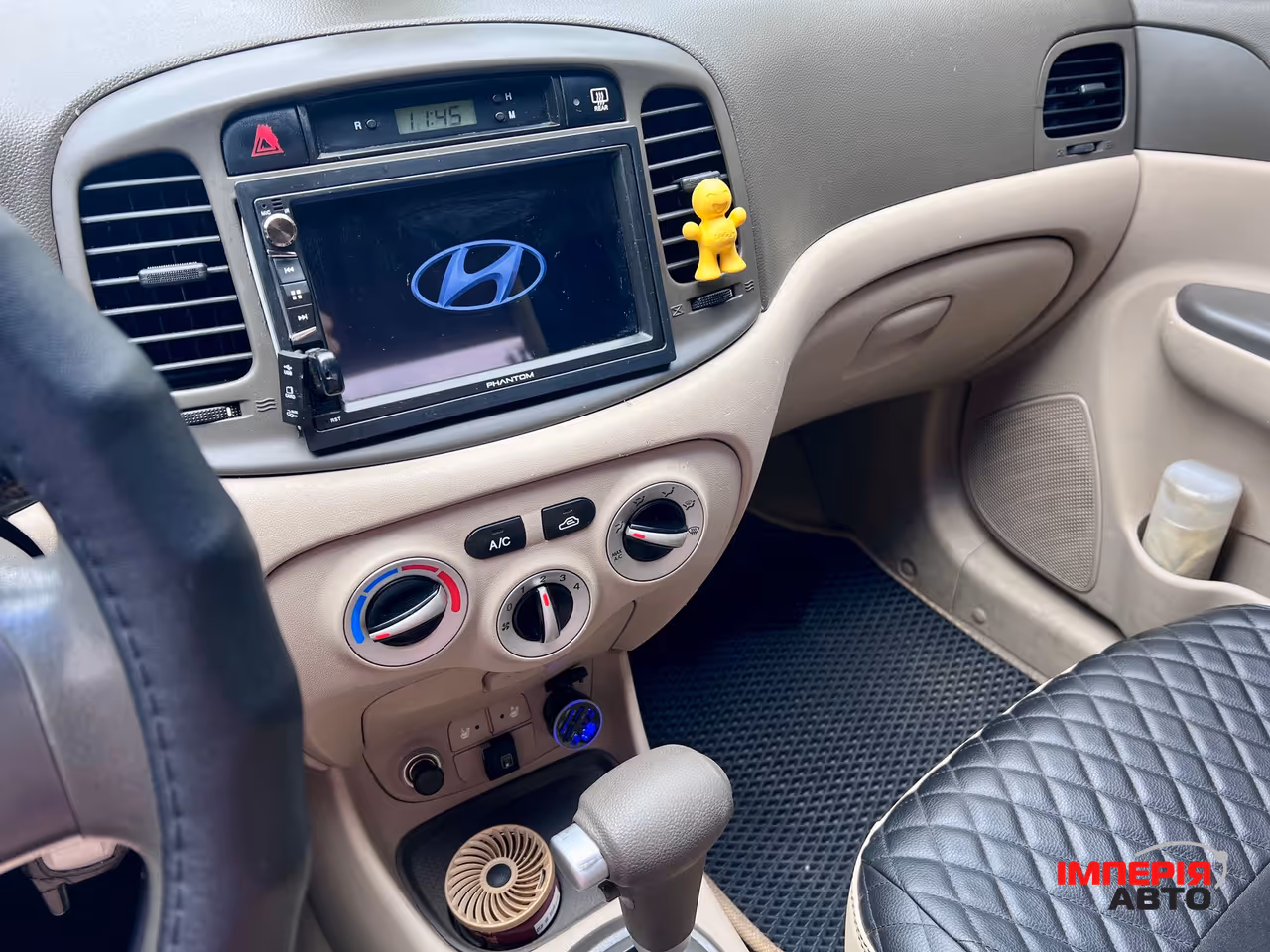 Hyundai Accent - фото 1