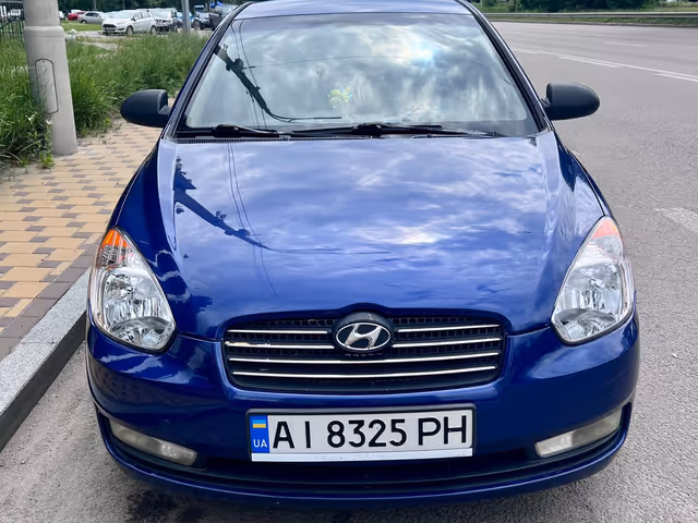 Hyundai Accent - фото 4